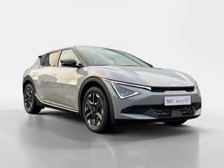 Kia EV6 Light Edition 63 kWh | Enkele kleuren op voorraad bel voor info | € 2000,- Inruilpremie | 428km Actieradius / 8
