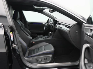 Volkswagen Arteon Shooting Brake 2.0 TSi 320 Pk R 4Motion | Stoel/Stuurverwarming | Memory | Head UP | Harman/Kardon | Panoramadak | Trekhaak | 20 Inch | 53.014 Km !! / 50
