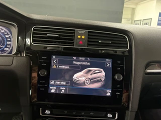 Volkswagen Golf 1.5 TSI Highline/ NL auto/ Pano/ Parkeersensoren / 23