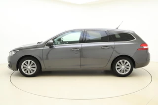 Peugeot 308 SW 1.2 PureTech Blue Lease Premium 130pk | Navigatie | Panoramadak | Climate Control | Trekhaak | Camera | Cruise Control | Parkeersensoren | Apple Carplay - Android Auto / 6