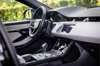 Land Rover Range Rover Evoque 2.0 P200 AWD SE  Panorama 360 Camera Leder / 31