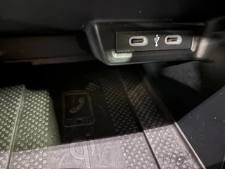 Volkswagen Taigo 1.0 TSI Life Business NL-auto, eerste eigenaar / 28