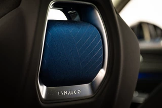Lynk & Co 01 1.5 261PK Plug-in Hybrid *Zwarte Hemel* 360 Camera Pano/dak Apple/Carplay Adaptive/Cruise / 47