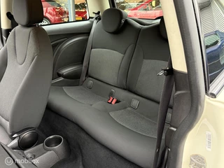 Mini 1.6 one airco stoelverwarm. 1e eigenaar 86dkm nw apk / 12