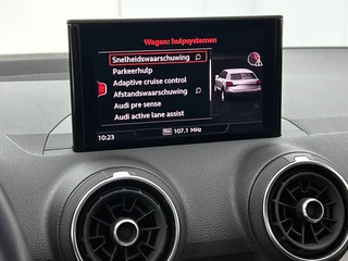 Audi Q2 35 TFSI epic Automaat | Adaptive Cruise | Stoelverwarming | CarPlay | Camera | Parkeersensoren achter / 21