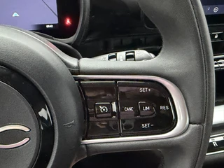 Fiat 500 Icon 42 kWh 3-Fase SOH 92% Navigatie | Carplay&Android | 85KW Snellaadvermogen / 23