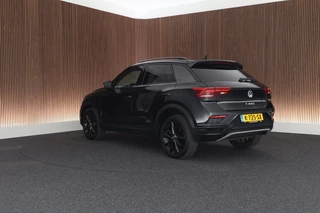 Volkswagen T-Roc 1.5 TSI 150pk DSG Sport Black Style Keyless Camera Virtual Cockpit Navigatie / 9