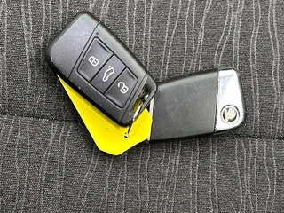 Skoda Kodiaq 1.5 TSI Style Business Automaat | Cruise control | Stoelverwarming | Navigatie | Camera | Panoramadak / 38