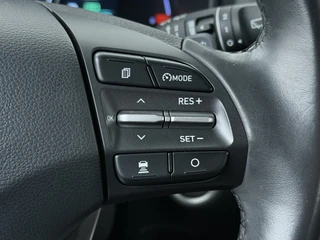 Hyundai Kona EV Comfort 64 kWh - SOH 94,5%  - Airco - Keyless Entry - Apple CarPlay/Android Auto - Achteruitrijcamera - Virena Zekerheidspakket €895,- / 28