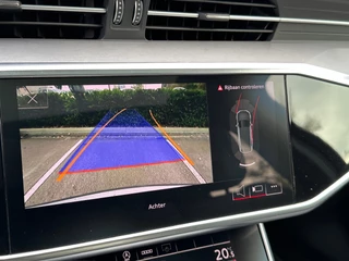 Audi A6 Avant V6 55 TFSI 340pk quattro S-line Panoramadak | Trekhaak | 20 inch | Zwart optiek | Camera | Incl. 1 jaar Bovag garantie / 17