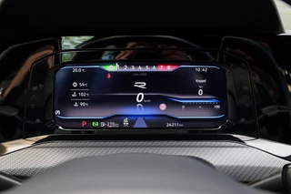 Volkswagen Golf 2.0 TSI R 4Motion  | PANO | AKRAPOVIC | DODE HOEK | STUURVERW | IQ-LIGHT | / 36