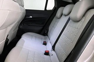 Fiat 600 1.2 Hybrid La Prima Leder Stoelverwarming Massage Keyless / 9