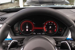BMW 3-serie Touring 320i M Sport Edition | 2e eigenaar | NL auto | Camera | HiFi audio | Stoelverwarming | DAB | Head-up | Cruise control | LED | Park Assistant | PDC | Navigatie / 24