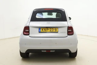 Fiat 500 1.0 Hybrid La Prima Cabrio | DEMO | Lederen bekleding | Camera | 8 Jaar speciale garantie | Parkeersensoren | Climate control / 12