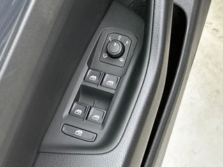 Volkswagen Arteon 2.0 TSI R-Line Automaat | Adaptive Cruise | Stoelverwarming | Navigatie | Virtuel Cockpit | Parkeersensoren / 31