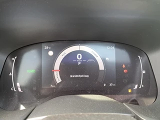 Toyota Aygo X Hybrid 115 GR Sport CABRIODAK NIEUW IN DE SHOWROOM DIRECT LEVERBAAR 18'' LM-VELGEN PDC STOELVERWARMING AD-CRUISE / 10