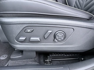 Kia Sorento 1.6 T-GDi Plug-in Hybrid 4WD ExecutiveLine 7p  - Stoelverwarming/Ventilatie - Panoramadak met schuif-/kantelfunctie - Massagestoelen - 360 Camera - Fabrieksgarantie t/m 2033 / 20