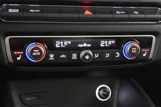Audi A3 Sportback 30 TFSI Advance Sport S-Line Trekhaak Stoelverwarming Navi Virtual / 23