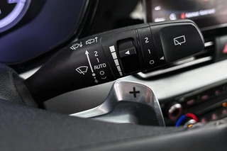 Kia Niro 1.6 GDi Hybrid DynamicLine Apple CarPlay Achteruitrijcamera Navigatie / 32