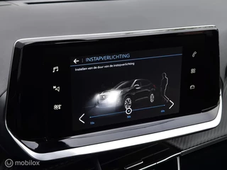 PEUGEOT 2008 1.2 PURETECH ACTIVE/LED/CARPLAY/CRUISE/PDC/BLUETOOTH / 39