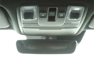 Kia ProCeed 1.5 T-GDi GT-PlusLine  Airco - Apple Carplay/Android Auto - Cruise Control - Dodehoekdetectie -  Navigatie - Stuur/Stoel Verwarming - Fabrieksgarantie tot 06-2031 / 72