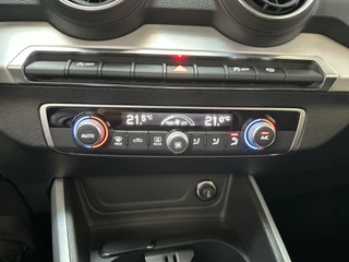 Audi Q2 30 TFSI Epic LED Navigatie Parkeersensoren Climate Control / 11