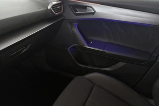 CUPRA Leon Sportstourer 1.4 e-Hybrid Stoelverwarming Apple CarPlay Keyless Achteruitrijcamera / 39
