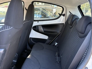 Peugeot 107 1.0 Active 5-drs / 14
