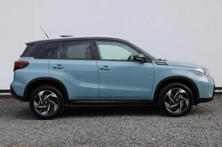 Suzuki Vitara 1.4 Boosterjet Smart Hybrid Style Automaat, Panoramadak, STIJL uitvoering! / 2
