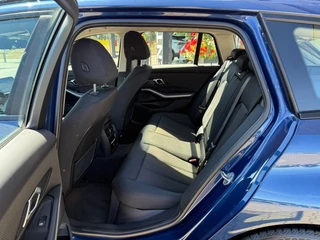 BMW 3-serie Touring 320e High Executive *Laser Koplampen* / 9