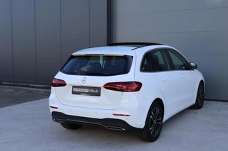 Mercedes-Benz B-Class 200 Luxury Line Panoramadak / Stuurwielverwarming / Stoelverwarming / 25