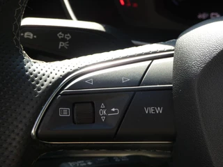 Audi Q3 45 TFSI e 245pk PHEV S line Edition 11dkm! / 16