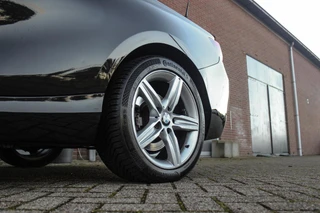 BMW 2-serie Cabrio 220i Sport | Origineel NL | Cruise control | Stoelverwarming | Xenon | Sportstoelen | HiFi audio | Navigatie Professional | Sportstuur | Chrome Line | Keyless entry / 39