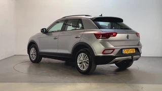 Volkswagen T-Roc 1.5 TSI 150pk DSG Life Navigatie Trekhaak Parkeersensoren App-Connect DAB+ / 7