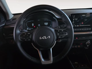 Kia Stonic 1.0 T-GDi MHEV DynamicPlusLine | Navigatie | Climate control | Stoel + Stuur verwarming | Parkeer camera achter / 14