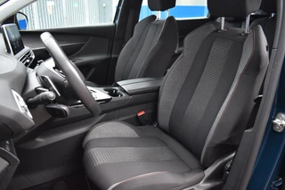 Peugeot 5008 PureTech 130 EAT8 Automaat GT 7-persoons | Navigatie via Carplay & Android Auto | Achteruitrijcamera | Parkeersensoren v+a | Stoelverwarming | Climate Control | Keyless Start | DAB | Isofix Bevestigingspunten | Lichtmetalen Velgen | Zeer Compleet!!! / 2