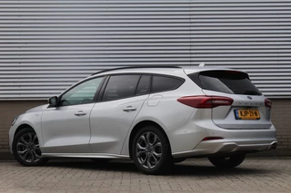 Ford Focus Wagon 1.0 EcoBoost Hybrid ST Line X  | Leder UNIEK! | Head-up | Adaptieve cruise | Trekhaak | Winterpack / 4