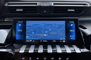Peugeot 508 SW 1.2 PureTech GT | Achteruitrijcamera | Parkeersensoren | Full-map Navigatie | Climate control | Adaptive Cruise control | Stuurbediening | Inklapbare trekhaak | Parkeersensoren voor/achter | Verwarmde voorstoelen | Dakrails | Keyless entry | Lane-keeping system / 26