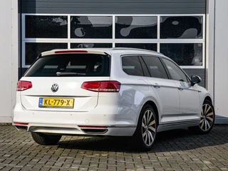 Volkswagen Passat Variant 1.4 TSI GTE Connected Series Camera | Full LED | App-connect | Comfortstoelen | PDC v+a | / 2