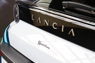 Lancia Ypsilon 1.2 Turbo Hybrid HF Line 110pk / 31