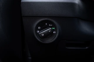 Skoda Karoq 1.5 TSI ACT Sportline Business | Autom. | Navi | PDC | Cruise | LED / 20