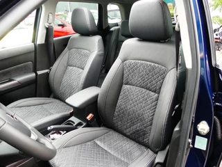 Suzuki Vitara 1.4 Boosterjet Style Smart Hybrid PANORAMADAK, 6 jaar fabrieksgarantie! Nieuw uit voorraad leverbaar! / 10
