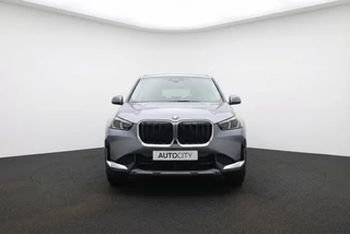 BMW X1 xDrive25e Frozen Grey l Pano l Trekhaak l Harman Kardon l Leder l 360° Camera / 8