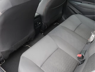 Toyota Corolla Touring Sports 1.8 Hybrid Business  | Navigatie | Stoelverwarming / 20