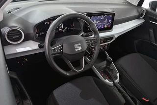 SEAT Arona 1.0 TSI Style Business Connect Automaat Trekhaak Stoelverwarming Virtual LED / 6