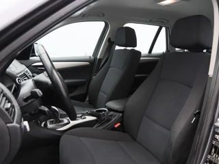 BMW X1 sDrive20i 183 Pk Automaat Executive | Trekhaak | Bi Xenon | Cruise Control | 17 Inch | 132.168 Km !! / 8