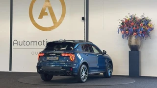 Lynk & Co 01 1.5 PHEV | MY23 | 6.6 KWH | ZWARTE HEMEL | PANO | 360 | / 2