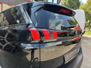Peugeot 5008 1.2 PureTech Blue Lease Executive 7p  | APK tot 14-09-2027 | Trekhaak | Volledig onderhoud | / 7