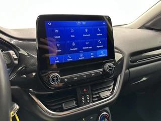 Ford Puma 1.0 EcoBoost Hybrid Titanium CRUISE NAVI CARPLAY LM. / 30