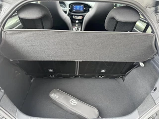 Toyota Aygo X PREMIUM CABRIO KEYLESS PARK-SENSOREN STOELVERWARMING APPLE/ANDROID LM-VELGEN 18" / 14